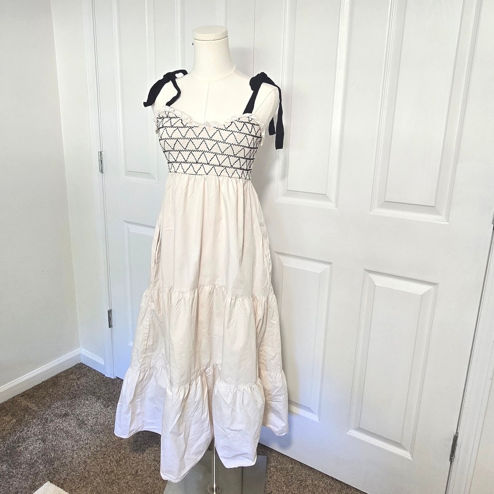 Francesca's Audrey Parksโ Dress Womens Small Cream Smocked Tiered Tie Shoulder